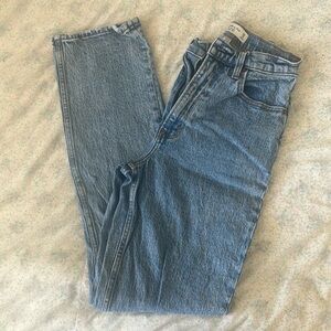 Abercrombie & Fitch Ultra High Rise 90s Straight Jeans (curve love)
